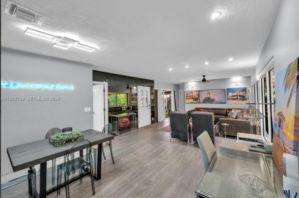 1799 SE 25th Ave , Fort Lauderdale, FL 33316 Photo