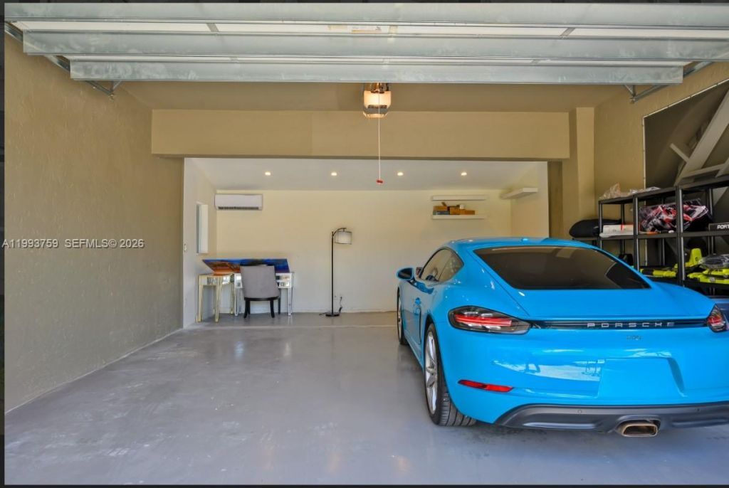 1799 SE 25th Ave , Fort Lauderdale, FL 33316 Photo