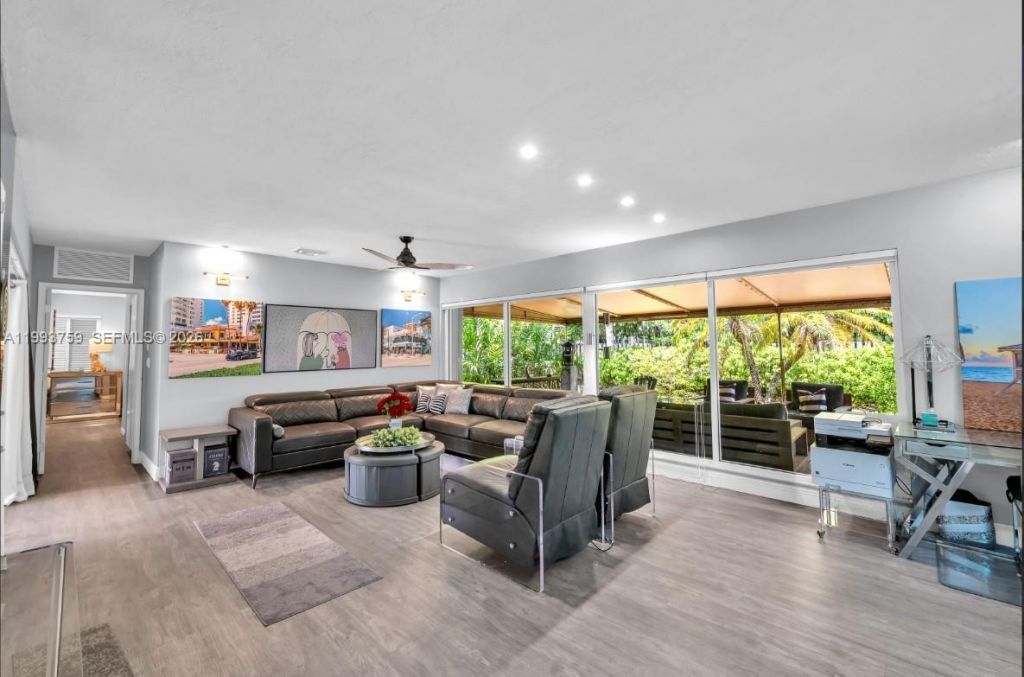 1799 SE 25th Ave , Fort Lauderdale, FL 33316 Photo