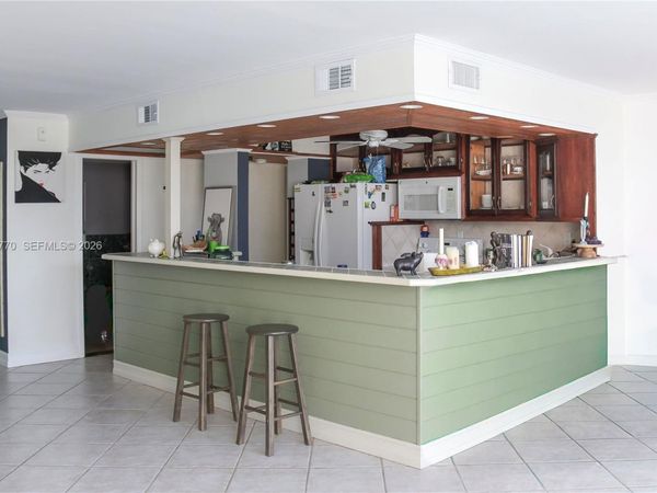 2001 Atlantic Shores Blvd , Unit 312, Hallandale Beach, FL 33009