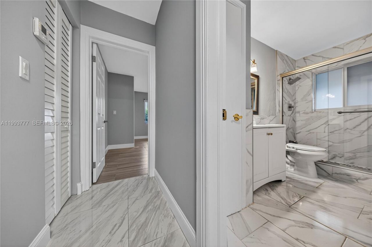 2801 Coral Shores Dr , Unit 2801, Fort Lauderdale, FL 33306 Photo