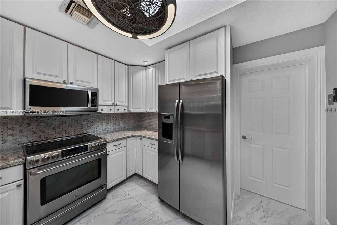 2801 Coral Shores Dr , Unit 2801, Fort Lauderdale, FL 33306 Photo