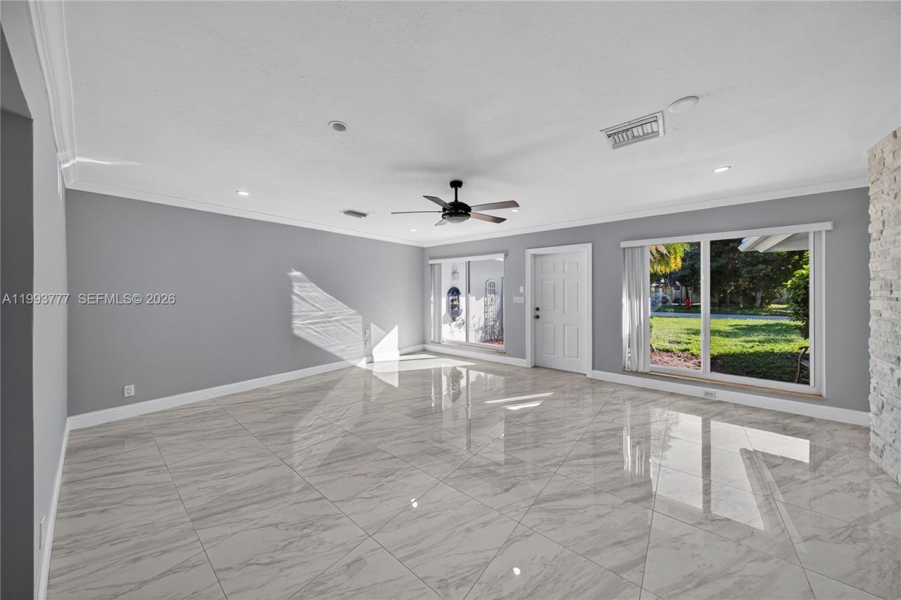 2801 Coral Shores Dr , Unit 2801, Fort Lauderdale, FL 33306 Photo