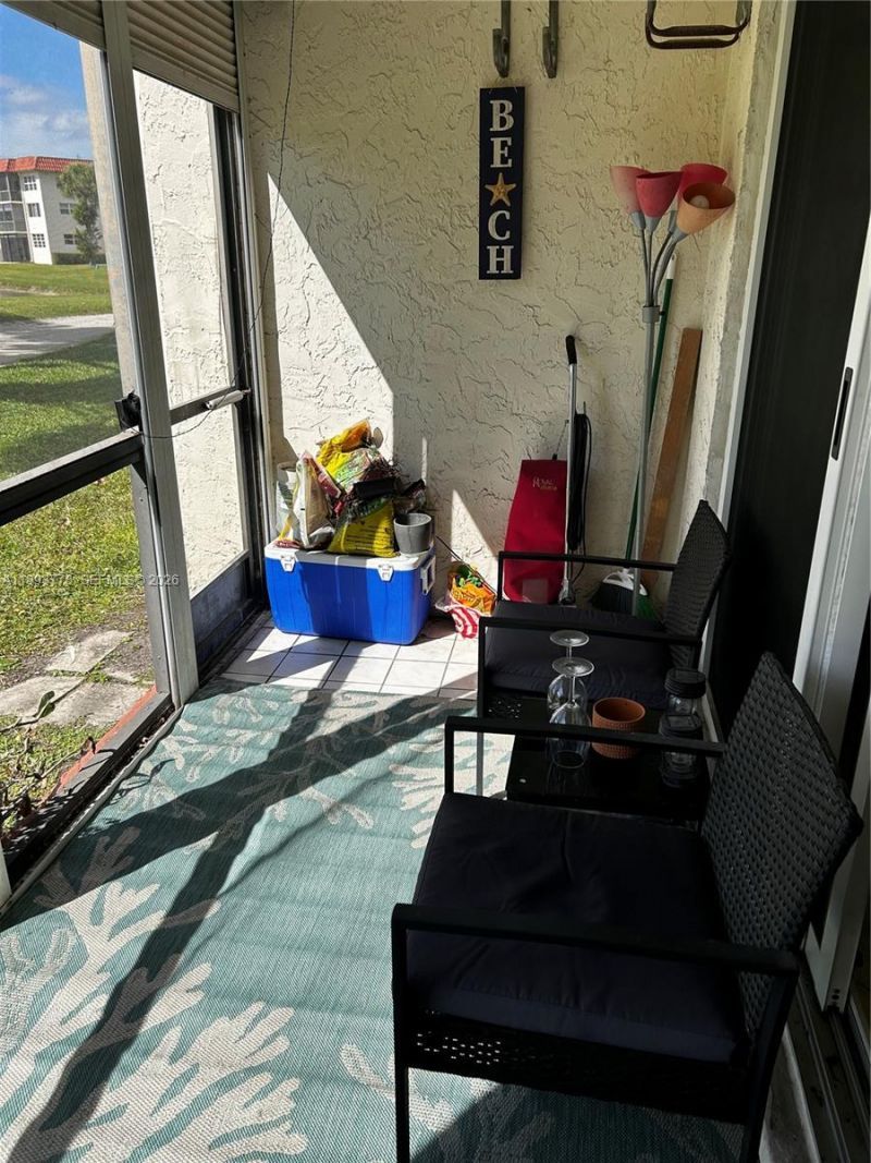 411 S Hollybrook Dr, Unit 105, Pembroke Pines, FL 33025 Photo