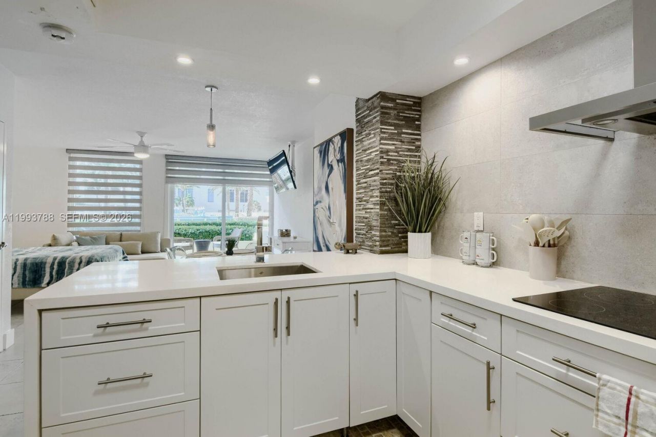 2501 S Ocean Dr, Unit L16 (AVAIL, Hollywood, FL 33019 Photo