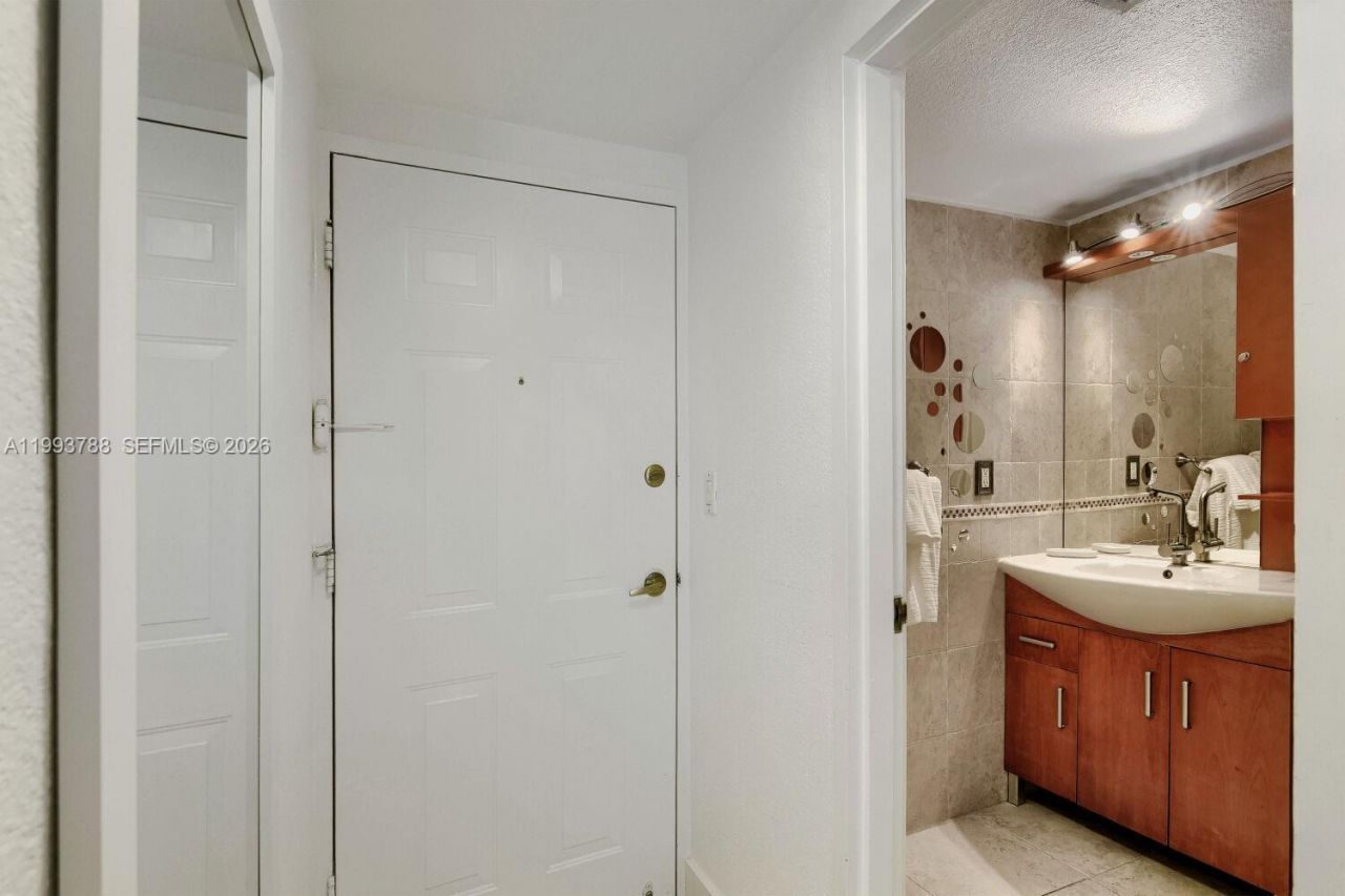 2501 S Ocean Dr, Unit L16 (AVAIL, Hollywood, FL 33019 Photo