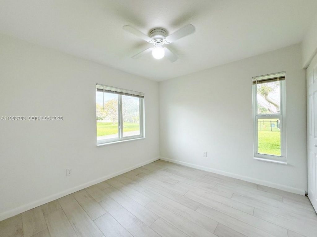 10359 SW 209th Ln , Cutler Bay, FL 33189 Photo