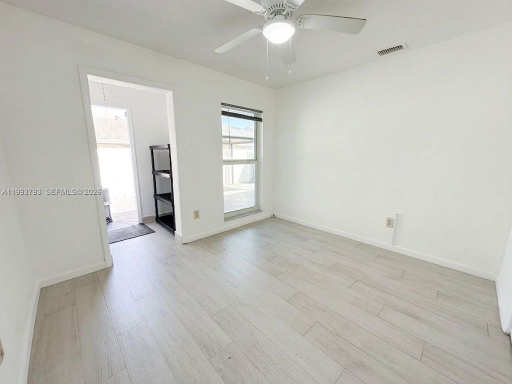 10359 SW 209th Ln , Cutler Bay, FL 33189 Photo