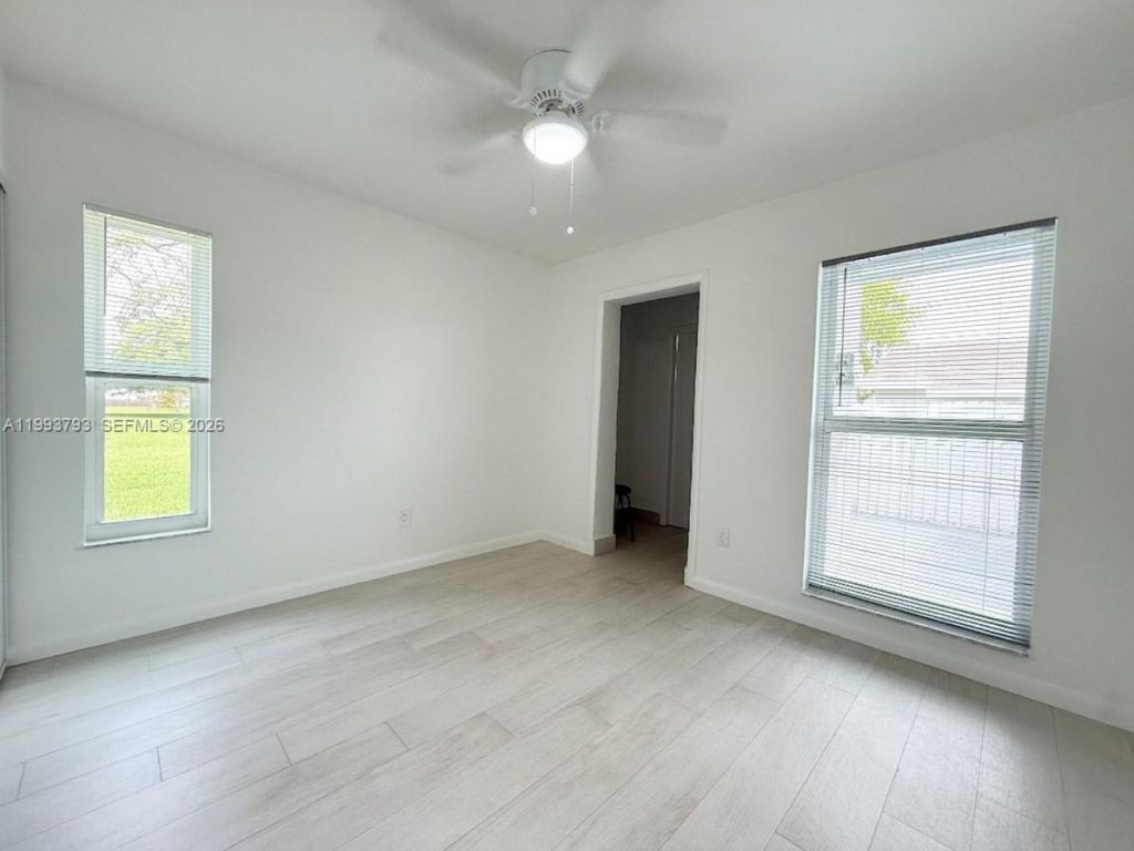 10359 SW 209th Ln , Cutler Bay, FL 33189 Photo