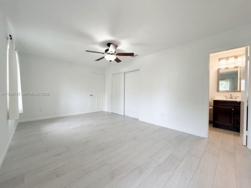 10359 SW 209th Ln , Cutler Bay, FL 33189 Photo