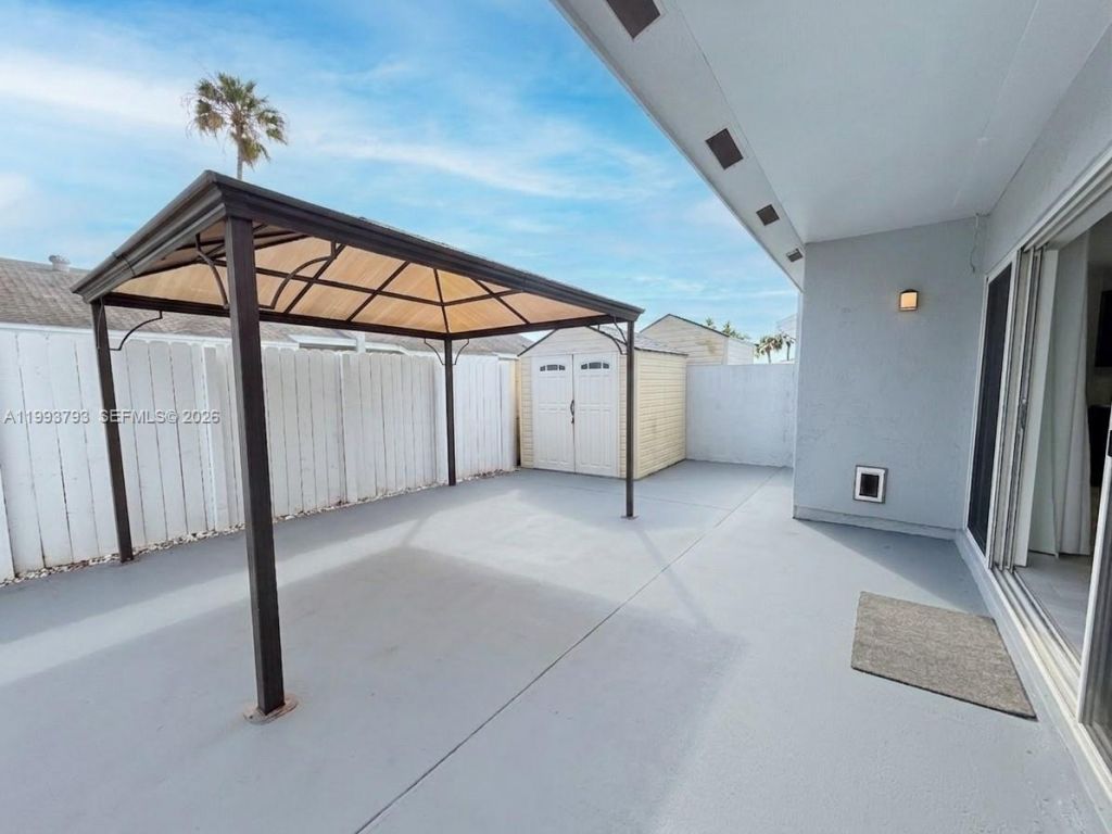 10359 SW 209th Ln , Cutler Bay, FL 33189 Photo