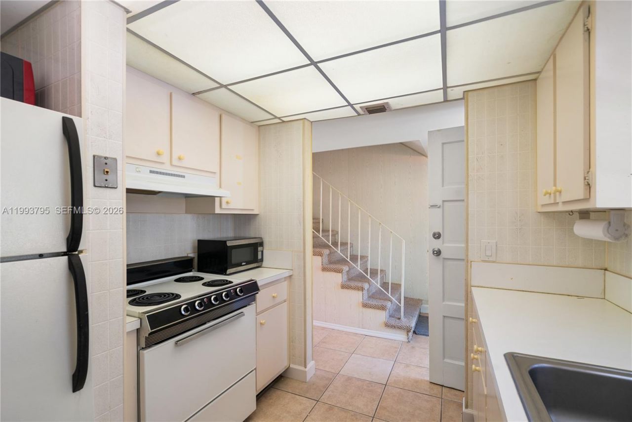 300 Ocean Dr , Unit 23, Key Largo, FL 33037 Photo