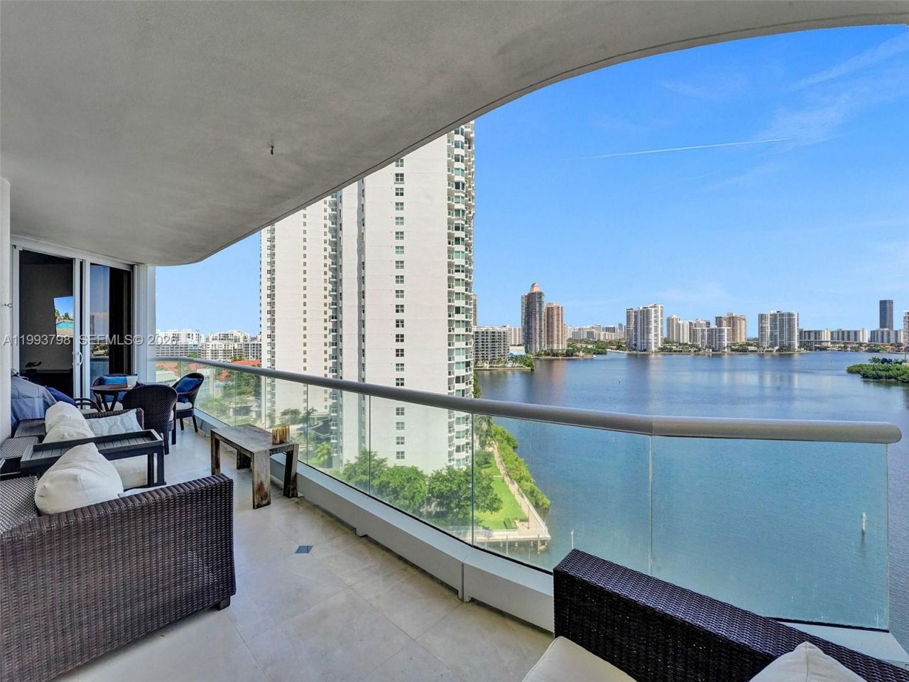 7000 Island Blvd , Unit 1207, Aventura, FL 33160 Photo