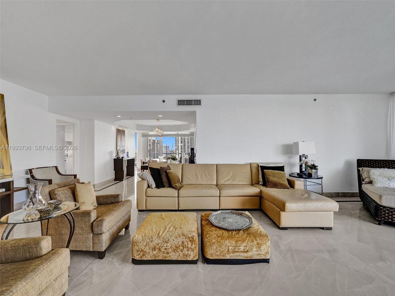 7000 Island Blvd , Unit 1207, Aventura, FL 33160 Photo