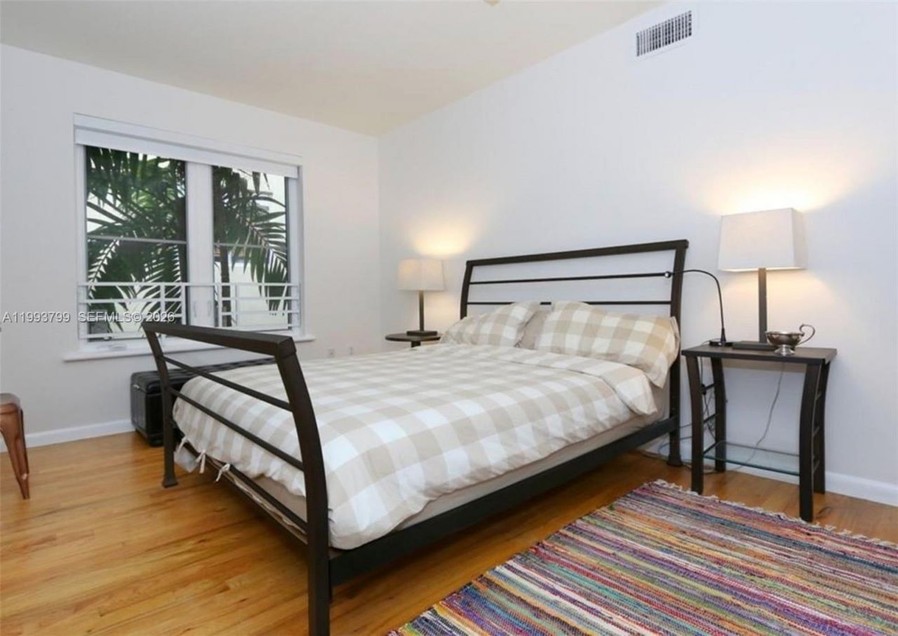 1018 Meridian Ave , Unit 6, Miami Beach, FL 33139 Photo