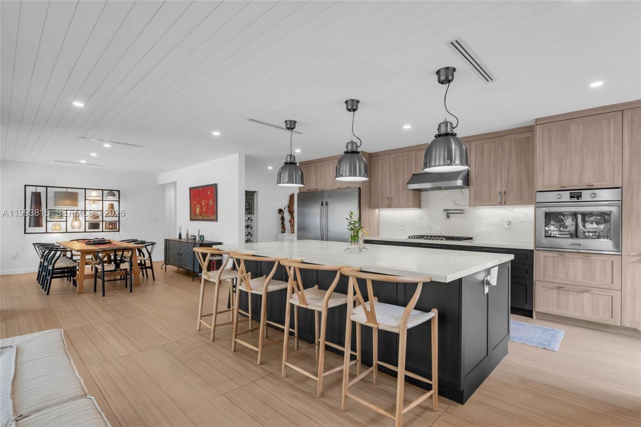 2025 Arch Creek Dr , North Miami, FL 33181 Photo