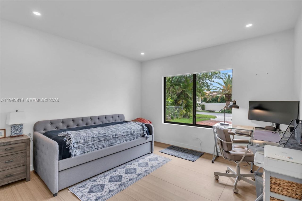 2025 Arch Creek Dr , North Miami, FL 33181 Photo