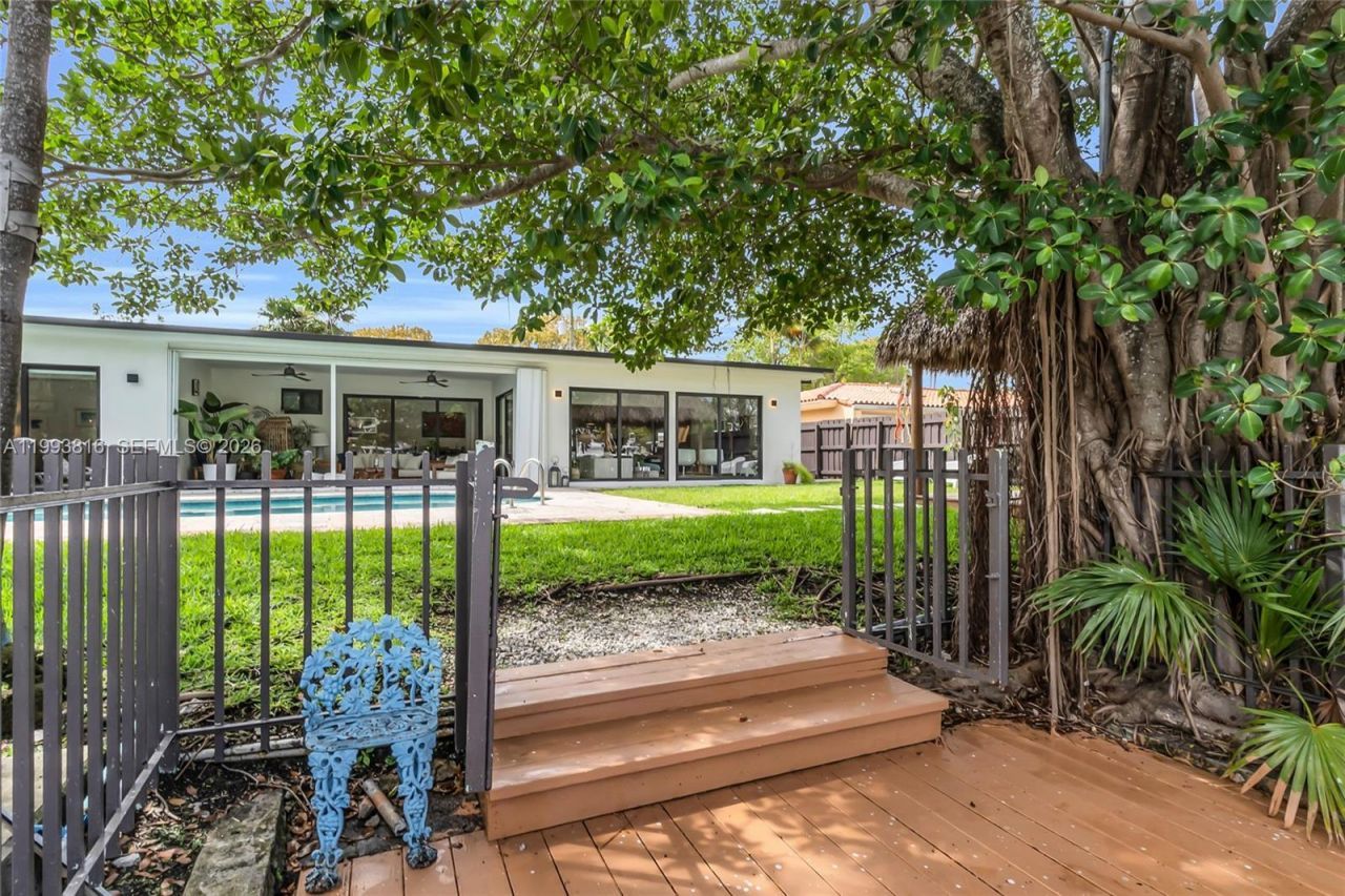 2025 Arch Creek Dr , North Miami, FL 33181 Photo