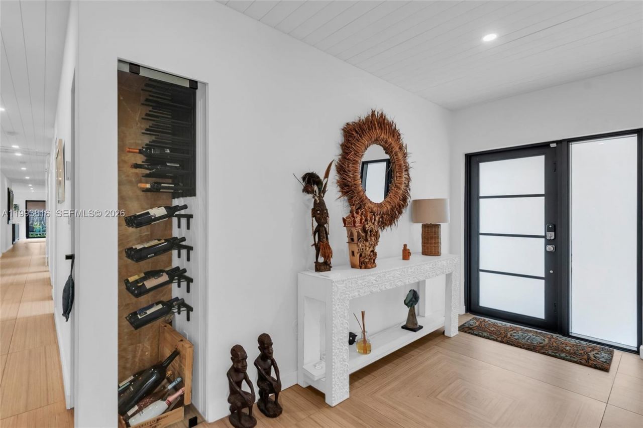 2025 Arch Creek Dr , North Miami, FL 33181 Photo