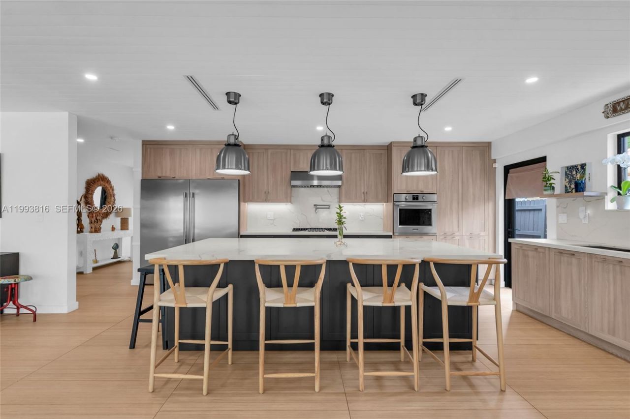 2025 Arch Creek Dr , North Miami, FL 33181 Photo