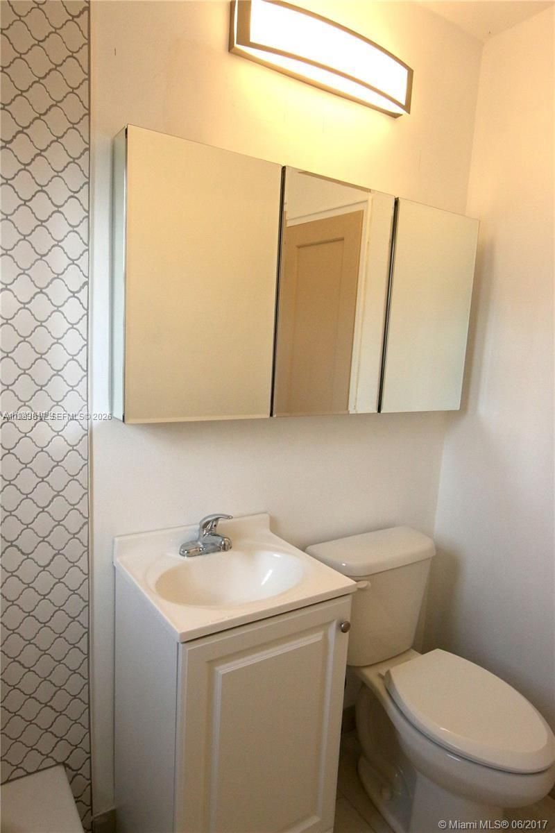 619 Anastasia Ave , Unit 4, Coral Gables, FL 33134 Photo