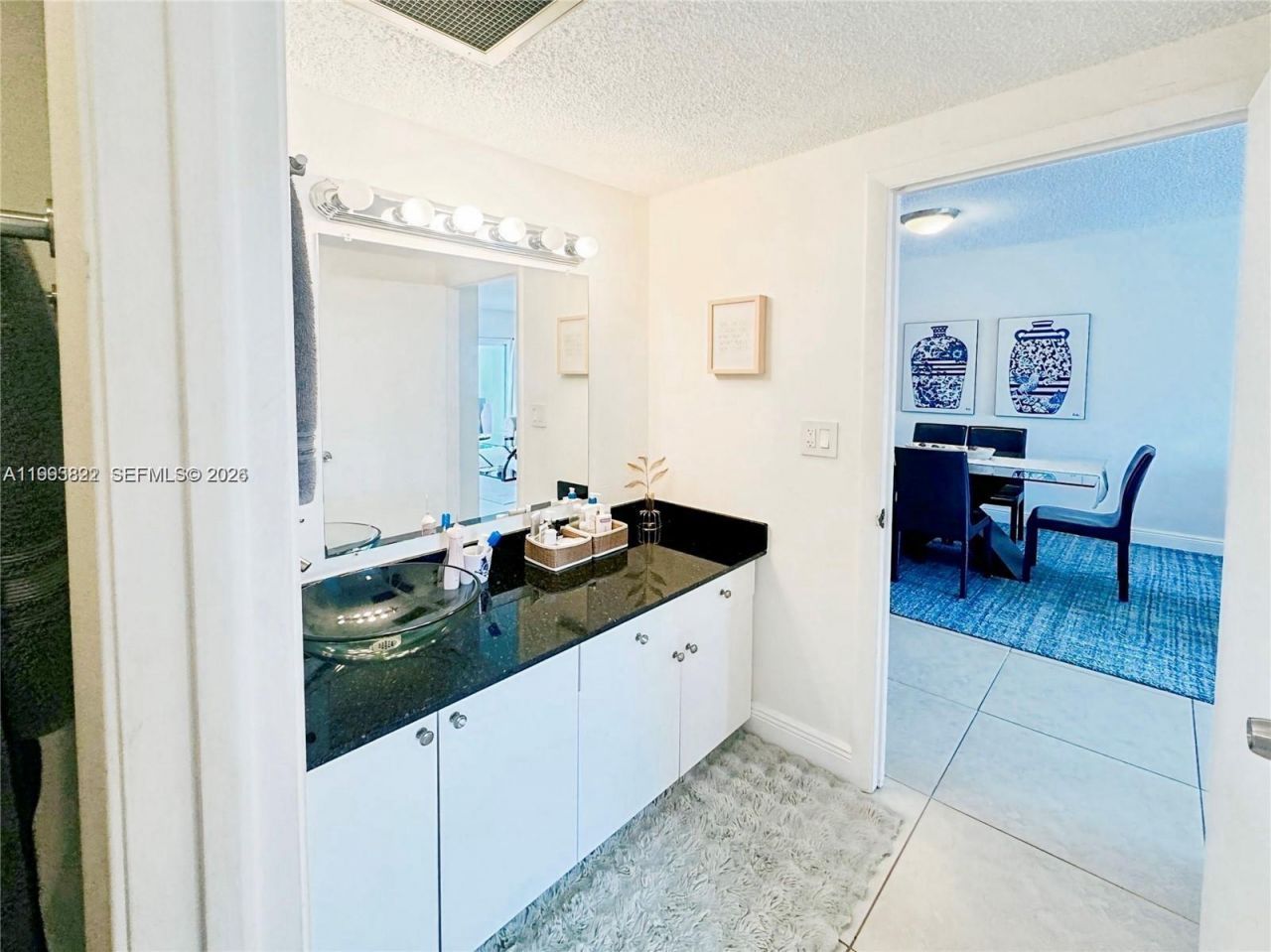 500 Bayview Dr, Unit 325, Sunny Isles Beach, FL 33160 Photo