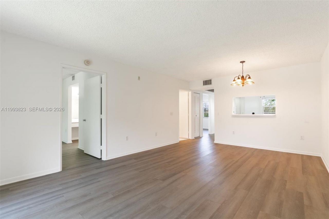 13455 SW 16th Ct , Unit 306F, Pembroke Pines, FL 33027 Photo