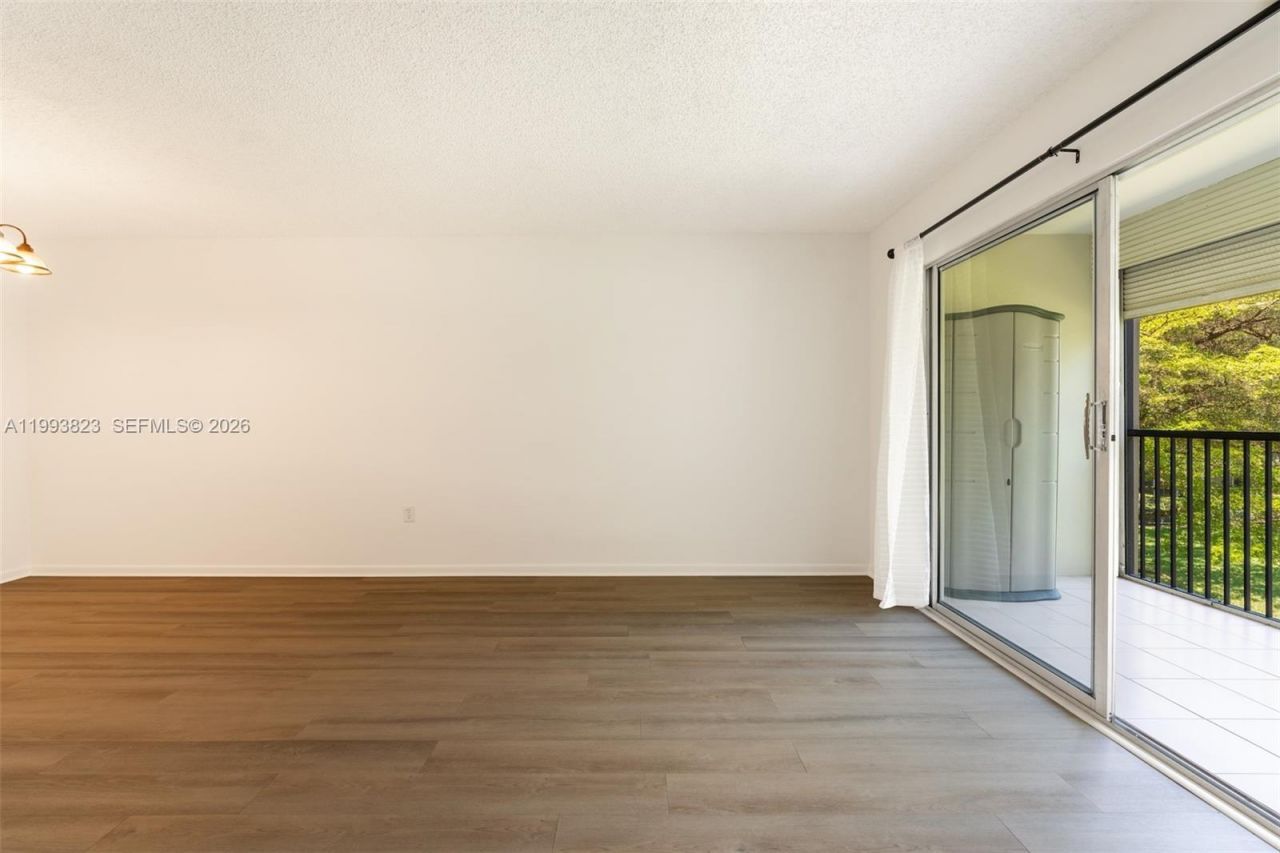 13455 SW 16th Ct, Unit 306F, Pembroke Pines, FL 33027 Photo