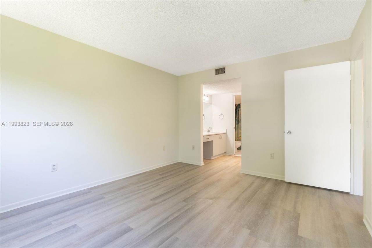 13455 SW 16th Ct , Unit 306F, Pembroke Pines, FL 33027 Photo