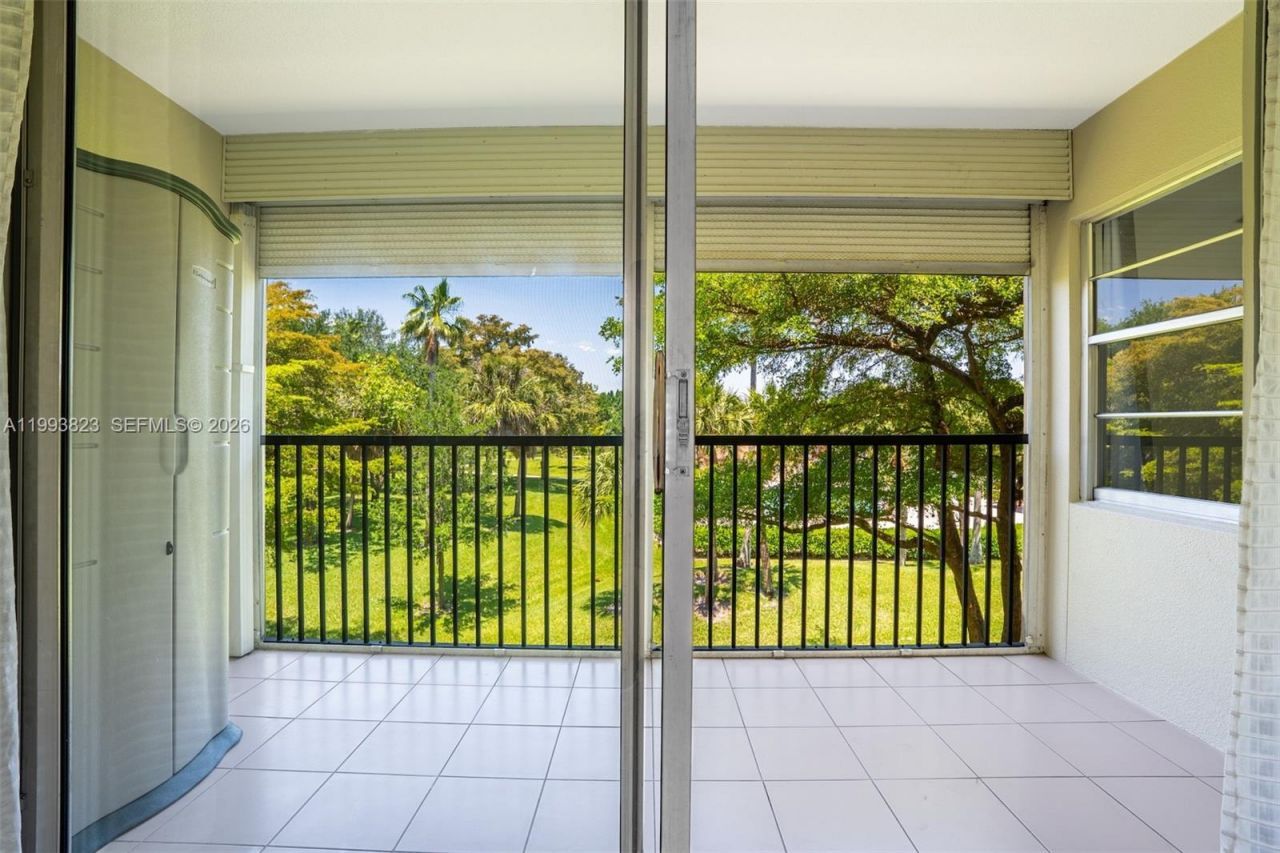 13455 SW 16th Ct , Unit 306F, Pembroke Pines, FL 33027 Photo