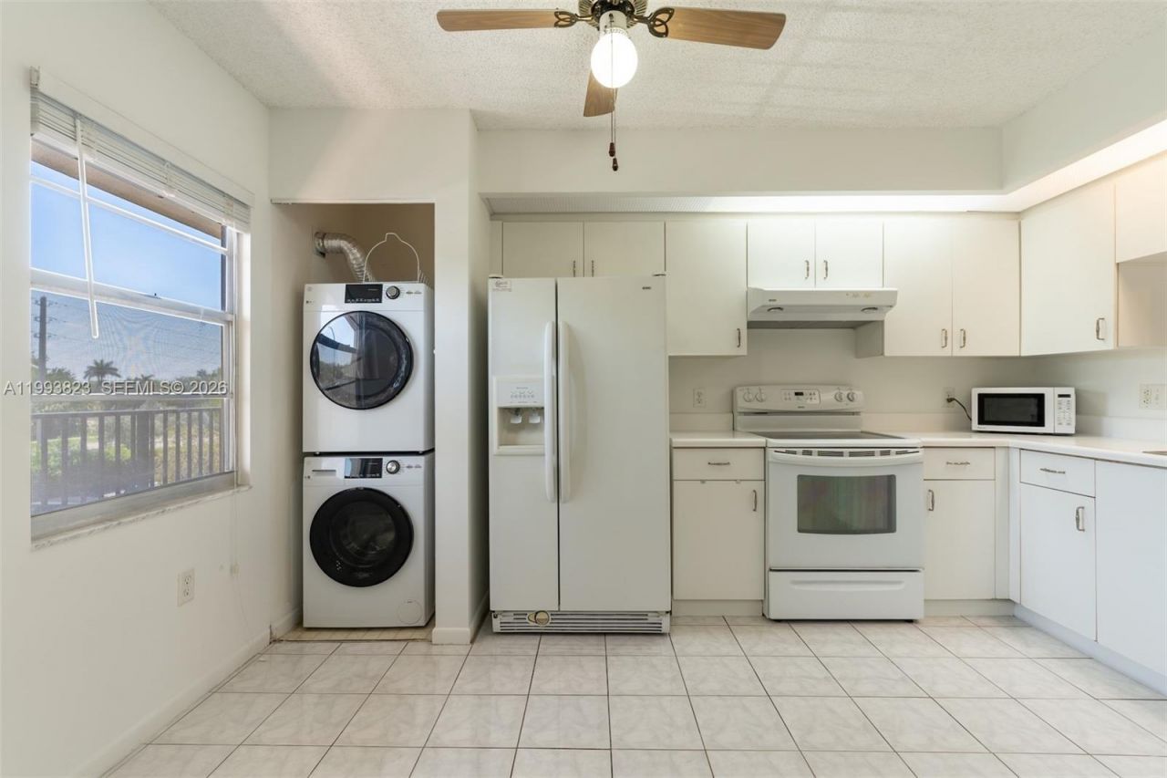 13455 SW 16th Ct, Unit 306F, Pembroke Pines, FL 33027 Photo
