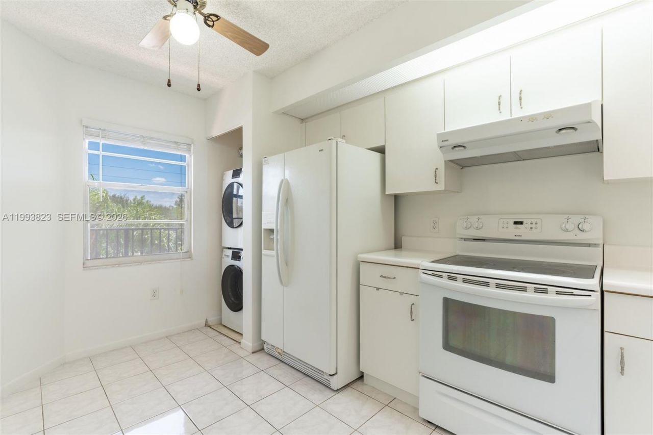 13455 SW 16th Ct , Unit 306F, Pembroke Pines, FL 33027 Photo