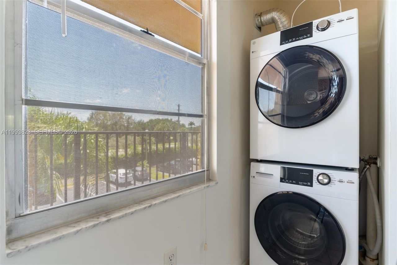 13455 SW 16th Ct, Unit 306F, Pembroke Pines, FL 33027 Photo