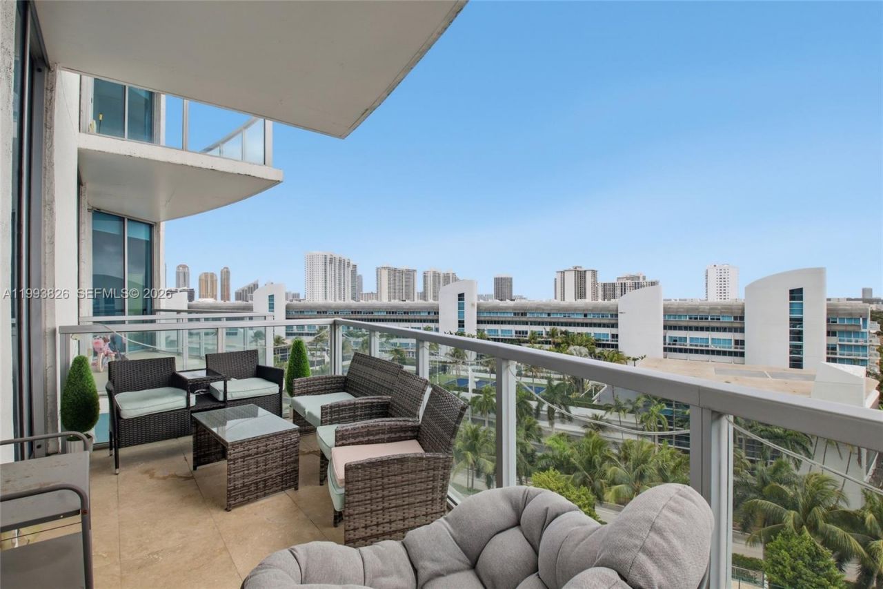 3029 NE 188th St , Unit 904, Aventura, FL 33180 Photo