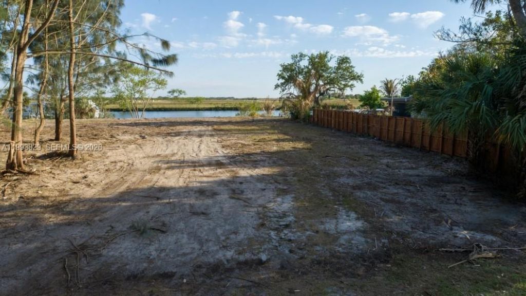 1035 W Anchor Lane, Moore Haven, FL 33471 Photo