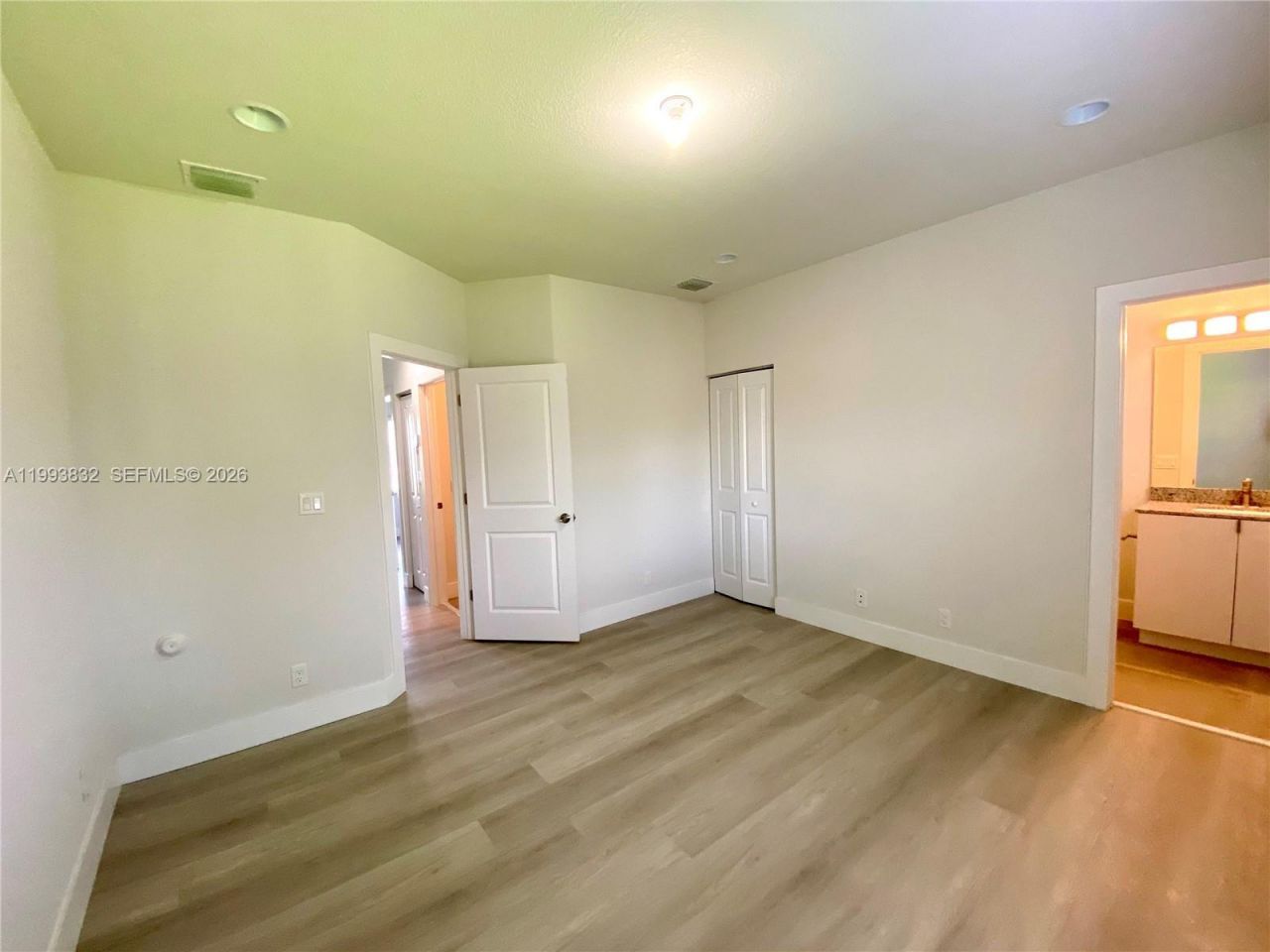 5860 Lincoln , Unit 5860, Hollywood, FL 33021 Photo