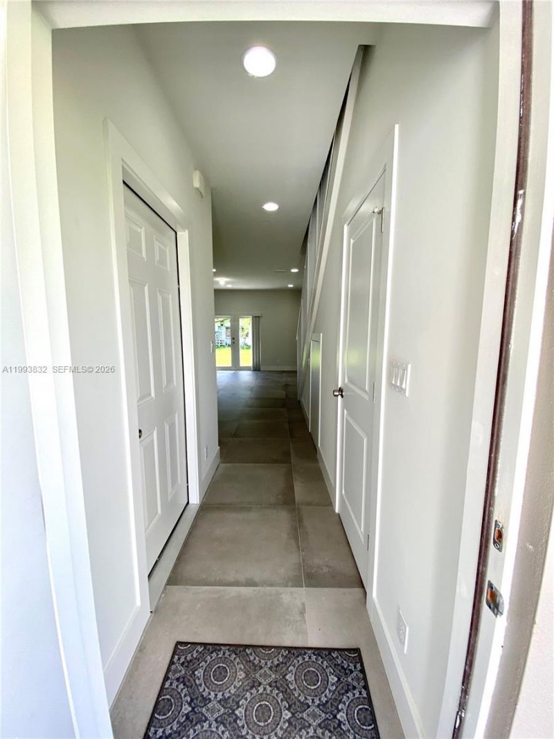 5860 Lincoln , Unit 5860, Hollywood, FL 33021 Photo