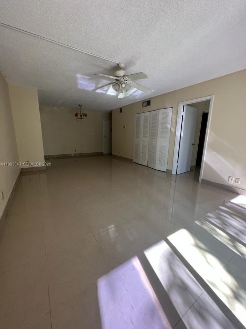 4222 Inverrary Blvd , Unit 4217, Lauderhill, FL 33319 Photo