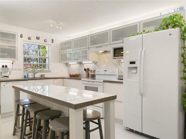 300 Ocean Dr , Unit 26, Key Largo, FL 33037