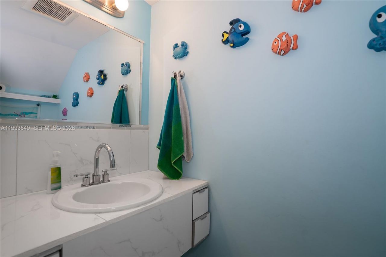 300 Ocean Dr , Unit 26, Key Largo, FL 33037 Photo