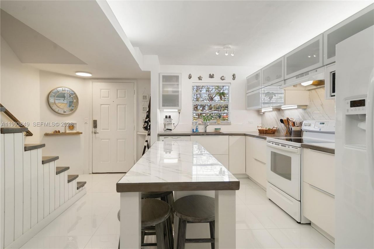 300 Ocean Dr , Unit 26, Key Largo, FL 33037 Photo