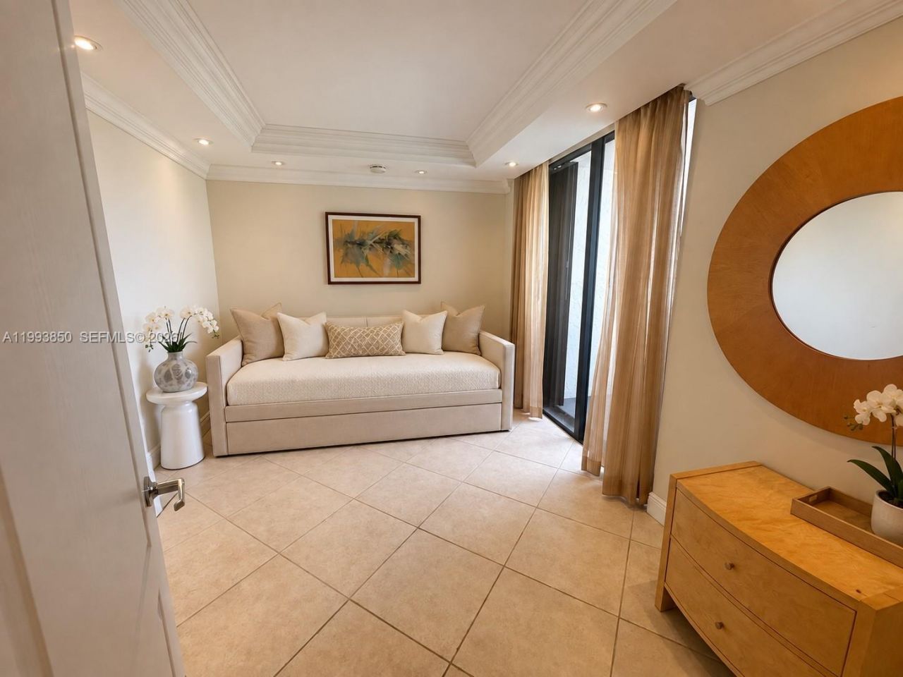 2555 Collins Ave, Unit 704, Miami Beach, FL 33140 Photo