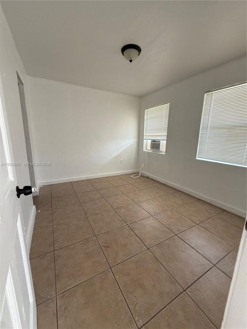 1306 NW 61st St , Unit 5, Miami, FL 33142 Photo