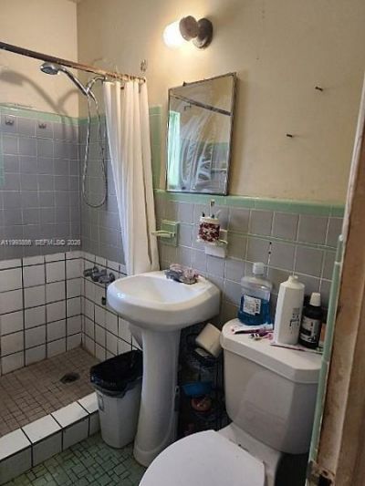 3210 NW 82nd St , Miami, FL 33147 Photo