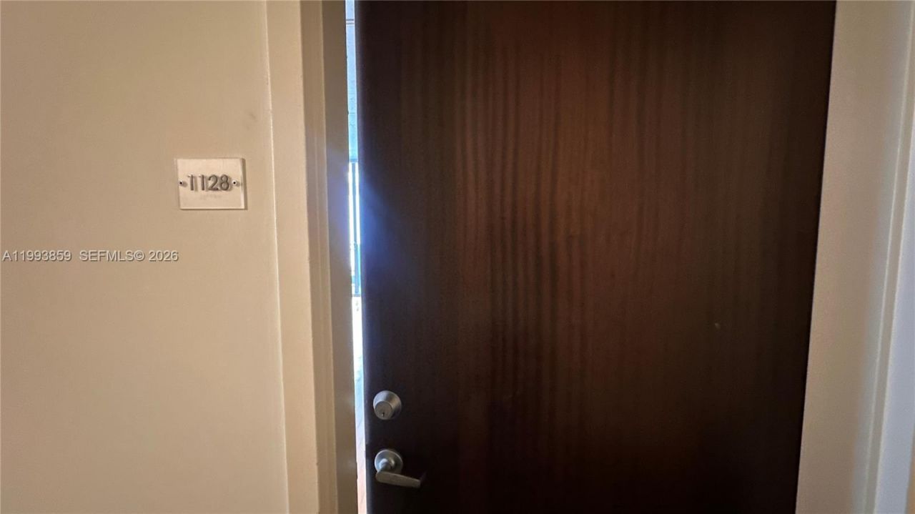 690 SW 1st Ct, Unit 1128, Miami, FL 33130 Photo