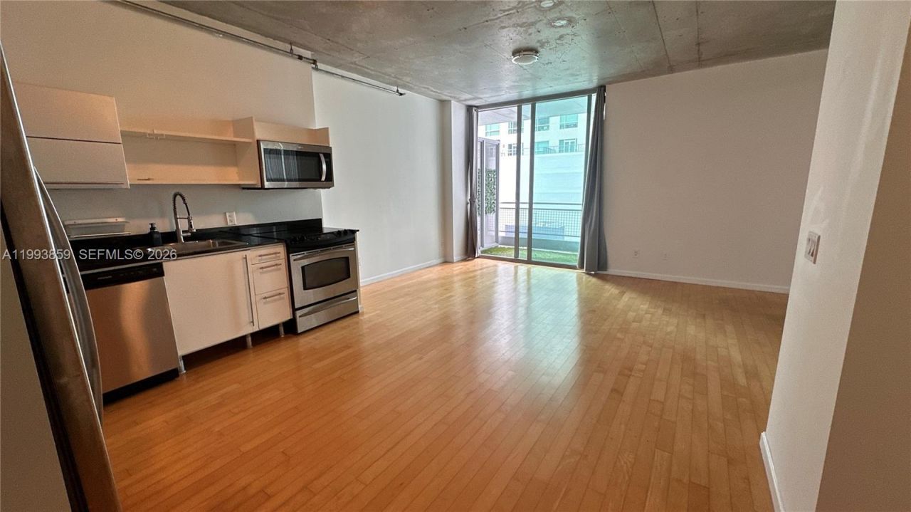 690 SW 1st Ct, Unit 1128, Miami, FL 33130 Photo