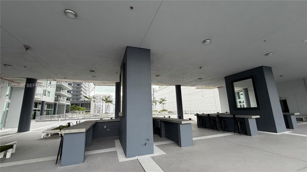 690 SW 1st Ct, Unit 1128, Miami, FL 33130 Photo