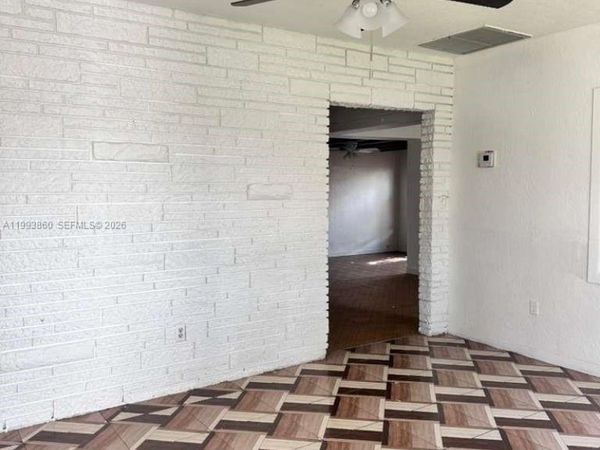 576 NW 147th St, Unit 576, Miami, FL 33168