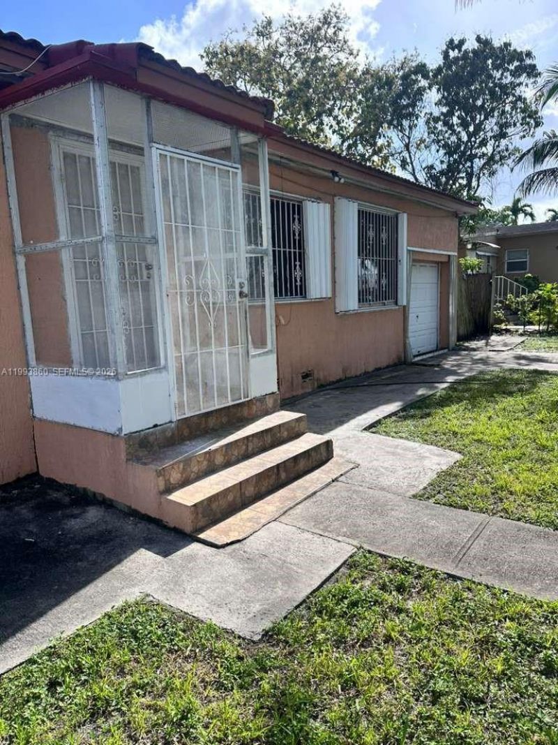 576 NW 147th St, Unit 576, Miami, FL 33168 Photo