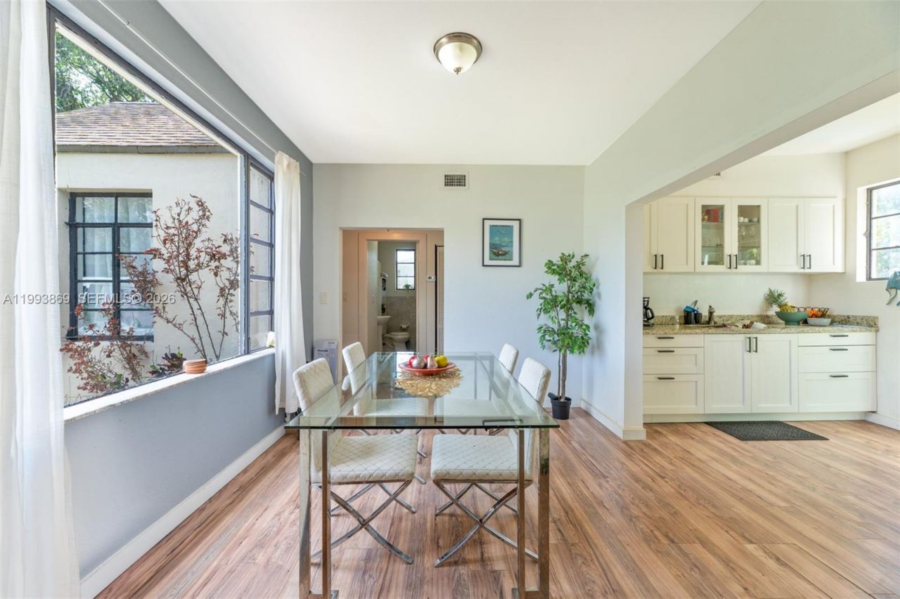 1238 NE 112th St, Unit N/A, Miami, FL 33161 Photo